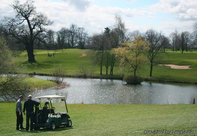 Delta Hotels By Marriott Cheshunt Broxbourne Facilidades foto